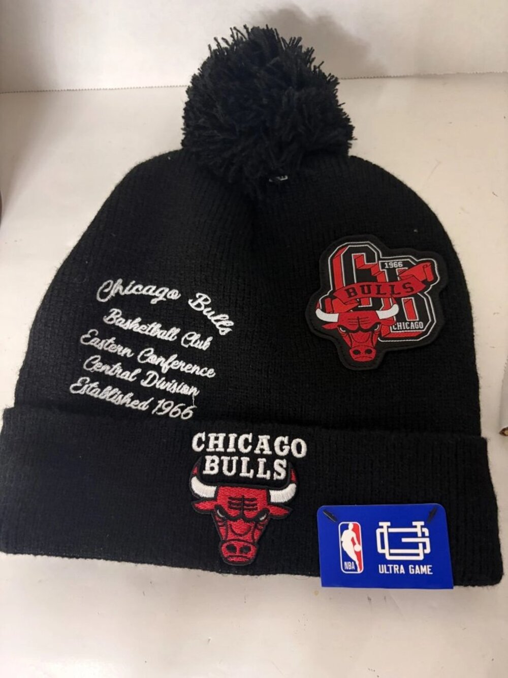 Chicago Bulls 66 Basketball Black Adult Beanie Stretch Fit, NEW with Tags